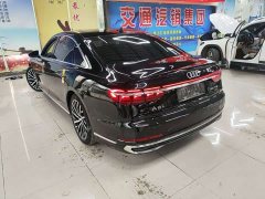 Audi A8 A8L 50 TFSI quattro Premium Edition - фото 3