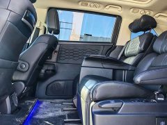 Honda Odyssey 2.0L e:HEV Luxury - ფოტო 9