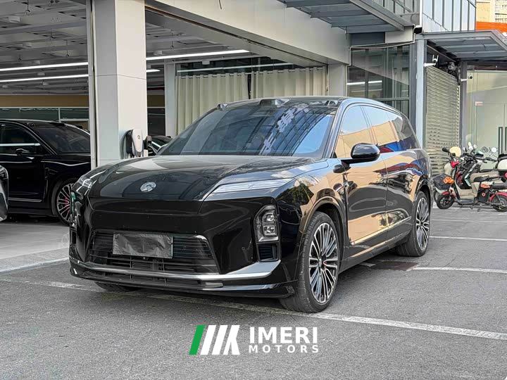 NIO ES8 Six-Seat Executive Signature Edition