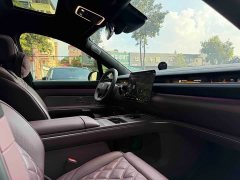 NIO ES8 Six-Seat Executive Signature Edition - ფოტო 13