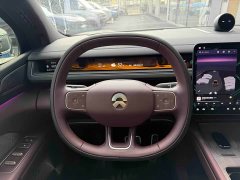 NIO ES8 Six-Seat Executive Signature Edition - ფოტო 15