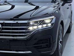 Volkswagen Touareg 3.0TSI Enjoy Edition Classic Sports Package - photo 3