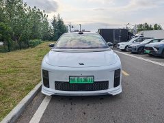 Li Auto i6 Four-Wheel Drive Standard Edition - фото 3