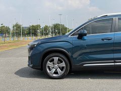 Geely Haoyue L 2.0T DCT Luxury - ფოტო 7