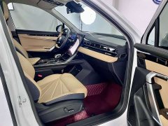 Geely Boyue L 1.5TD DCT Luxury - ფოტო 10