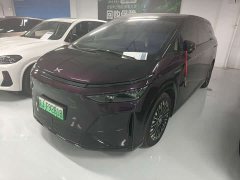 XPeng X9 Extended Range 1602 Ultra - фото 1