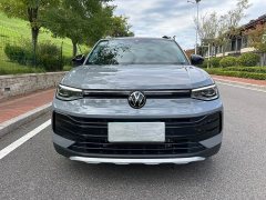 Volkswagen Touareg Sharp 300TSI Keen Edition - ფოტო 2