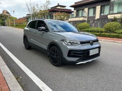 Volkswagen Touareg Sharp 300TSI Keen Edition - ფოტო 3