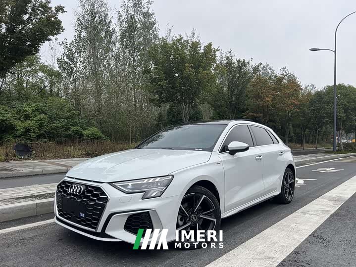 Audi A3 Sportback 35 TFSI Fashion Sport - car from China