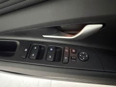 Hyundai Elantra 1.5L CVT Luxury - photo 15