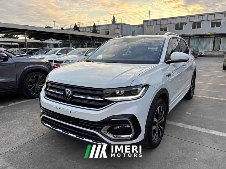 Volkswagen Tacqua 280TSI DSG R-Line Smart Connection Edition