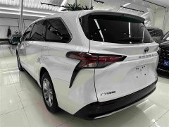 Toyota Sienna 2.5L Hybrid AWD Premium - фото 16