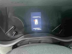 Toyota Sienna 2.5L Hybrid AWD Premium - фото 6