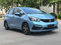 Honda Fit 1.5L CVT Trendy Sunroof Edition - photo 3