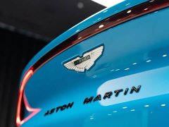 Aston Martin DBX 3.0T Straight-Six - ფოტო 10