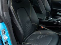 Aston Martin DBX 3.0T Straight-Six - ფოტო 17