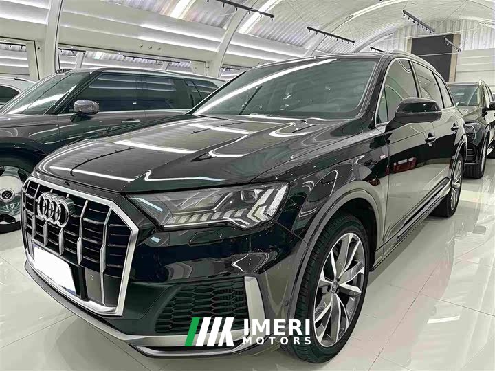 Audi Q7 55 TFSI quattro S line Sport - car from China