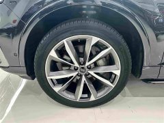 Audi Q7 55 TFSI quattro S line Sport - photo 4