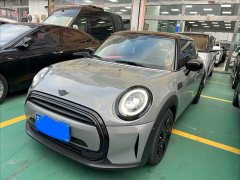 BMW MINI 1.5T COOPER Artist - ფოტო 1