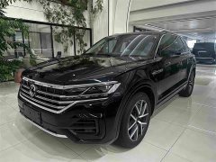 Volkswagen Touareg 3.0TSI Ruixiang Classic Sport Package - фото 1