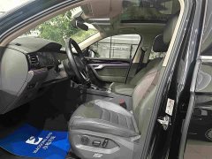 Volkswagen Touareg 3.0TSI Ruixiang Classic Sport Package - фото 12