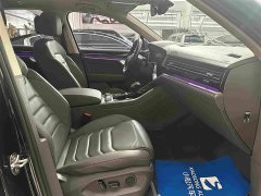 Volkswagen Touareg 3.0TSI Ruixiang Classic Sport Package - фото 16