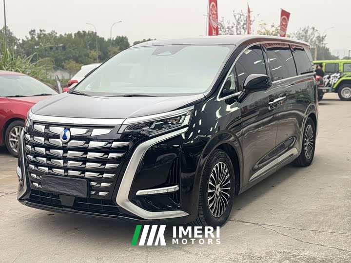 Denza D9 DM-i 970 Luxury - ავტომობილი ჩინეთიდან