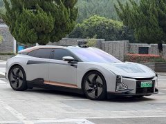 HiPhi Z Five-Seater - ფოტო 3