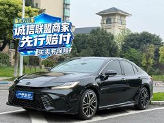 Toyota Camry Dual-Engine 2.0HS Sports Edition - photo 1