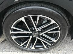 Toyota Camry Dual-Engine 2.0HS Sports Edition - photo 17