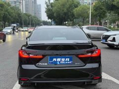 Toyota Camry Dual-Engine 2.0HS Sports Edition - photo 20