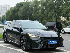 Toyota Camry Dual-Engine 2.0HS Sports Edition - photo 3