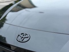 Toyota Camry Dual-Engine 2.0HS Sports Edition - photo 5