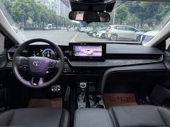 Toyota Camry Dual-Engine 2.0HS Sports Edition - photo 8