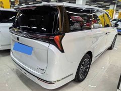 Buick GL8 Luxe Smart Comfort Edition - ფოტო 13