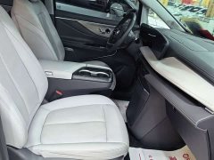 Buick GL8 Luxe Smart Comfort Edition - ფოტო 6