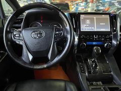 Toyota Vellfire Crown Twin Engine 2.5L HV Premium Edition - ფოტო 3
