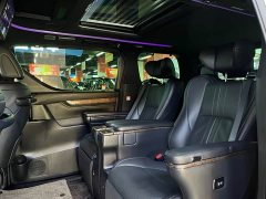 Toyota Vellfire Crown Twin Engine 2.5L HV Premium Edition - ფოტო 6
