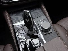 BMW 5 Series Facelift 530Li M Sport Luxury - ფოტო 17