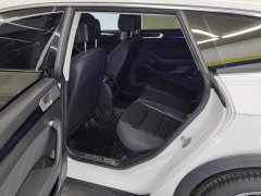 Volkswagen CC Shooting Brake 380TSI Hunting Heart Edition - photo 11