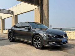 Volkswagen Magotan 330TSI DSG Advance - photo 3