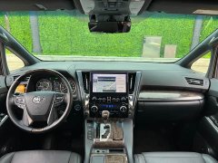 Toyota Vellfire Crown Hybrid 2.5L HV Premium Edition - photo 17