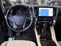 Toyota Alphard Hybrid 2.5L Luxury - фото 3