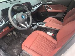 BMW iX1 eDrive25L X Design Package - ფოტო 8