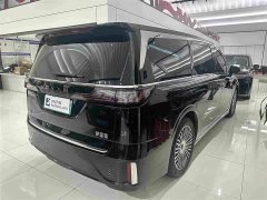 Voyah Lantu Dreamchaser PHEV AWD Excellence Kunpeng Edition - photo 17