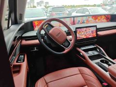 Lincoln Navigator 2.0T AWD Prestige - фото 3