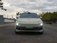 Li Auto L9 Max - ფოტო 2