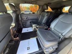 Toyota Gravia 2.5L Hybrid Luxury - photo 5
