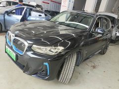 BMW iX3 Leading Edition - ფოტო 1