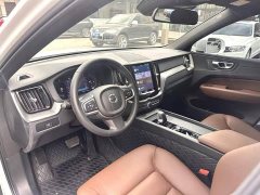 Volvo XC60 B5 AWD Smart Luxury Edition - фото 4